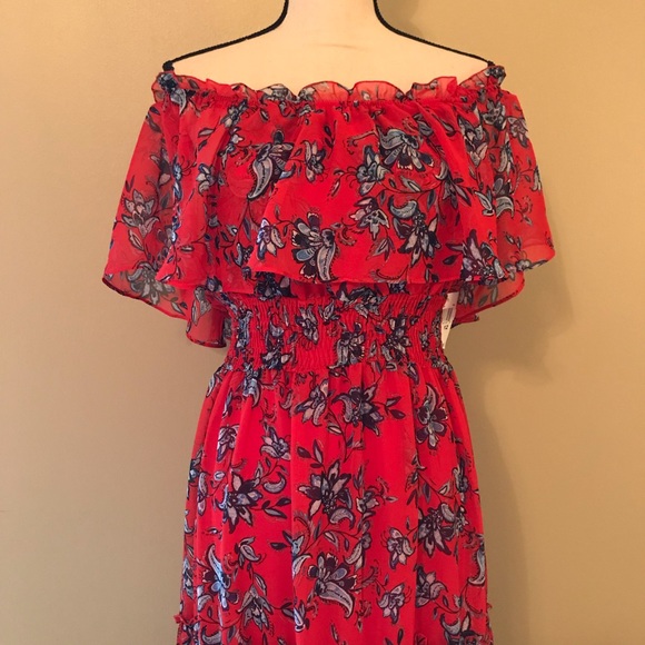 NWT! Beautiful Off The Shoulder Floral Print Dress - Picture 5 of 8